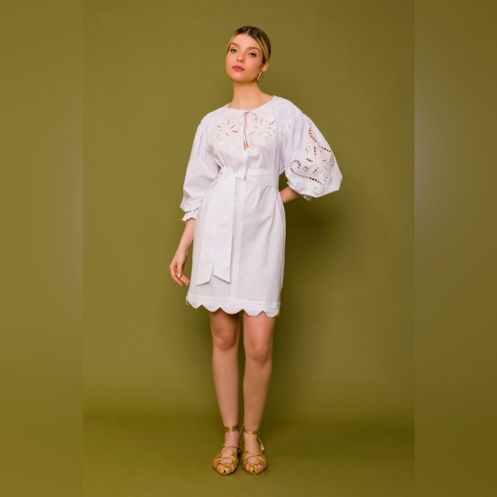 LALIBELA Short White Dress Size Small **Brand New With Tag**
